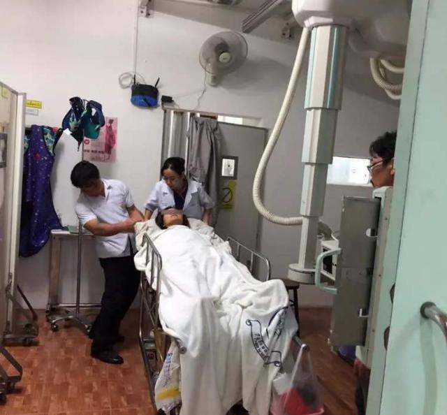 那个坠崖孕妇，一天服用20多粒药，还不想放弃孩子，可能吗？