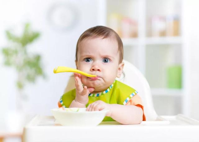宝宝厌食挑食怎么办？学会这3步推拿手法，宝宝吃饭不用愁