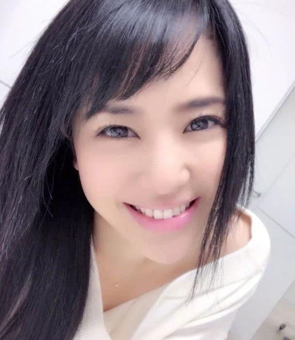 苍井空生下双胞胎，小儿子呼吸系统发育不全，压力巨大