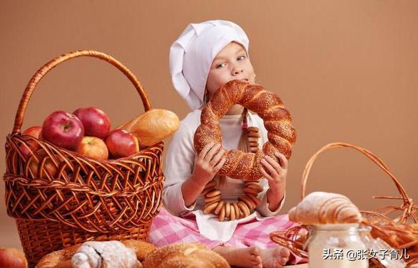 如果纵容孩子，经常吃这3种零食，宝宝可能比同龄孩子矮一截