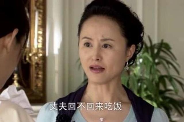 宝宝浑身起疹子，奶奶效仿“容嬷嬷”扎针，3天后宝宝进医院