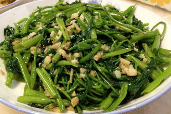 孕期，这几种“蔬菜”孕妈多吃可能会阻碍排毒，影响胎宝宝的发育