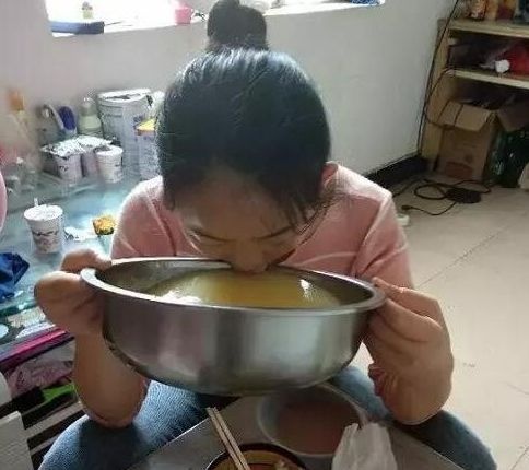 为什么生娃后的女人都“邋遢”呢？因为你不了解她们经历了什么！