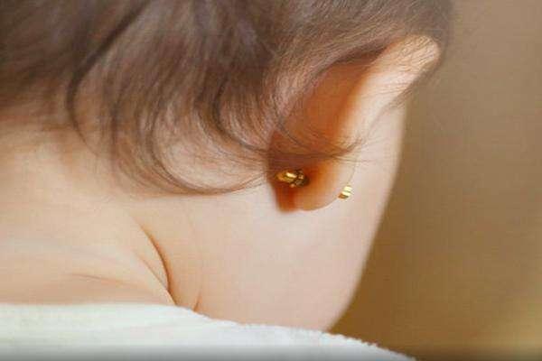 入幼儿园前，快看孩子有没有戴这几样东西的习惯！安全隐患可不小
