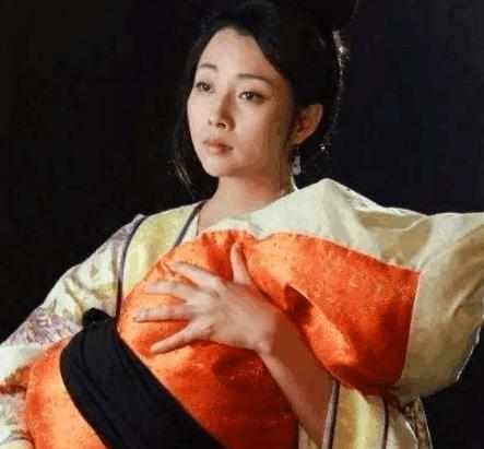 古时候当乳娘到底有多难？除了喂小孩，还要做一件难以启齿的事