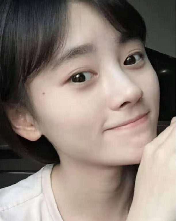 素颜也超美的4位女星,鞠婧祎热巴刚及格,图4被称"不老女神"