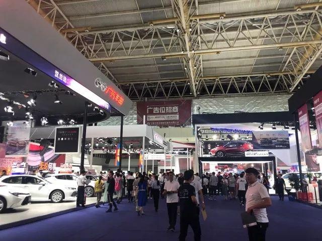 聚焦 人潮拥挤,豪车上阵!买车就来银川国际汽车博览会