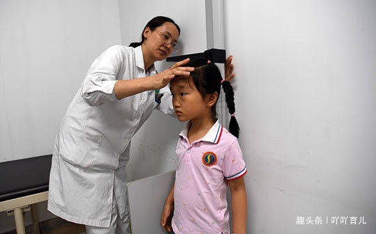 骨科医生：孩子长不高，除了遗传之外，更重要的是这几点！