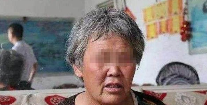 奶奶帮满月孙女刮眉，半年后全家以泪洗面