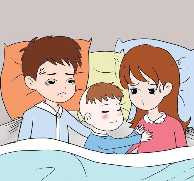 孩子与父母分床睡要看年龄？不！孩子有这3种表现时就该分开了