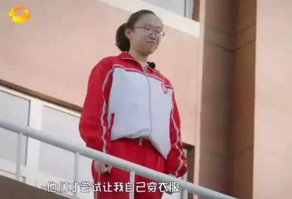 把自己变“小”一点，将孩子“变大”一点，更能推动孩子的成长