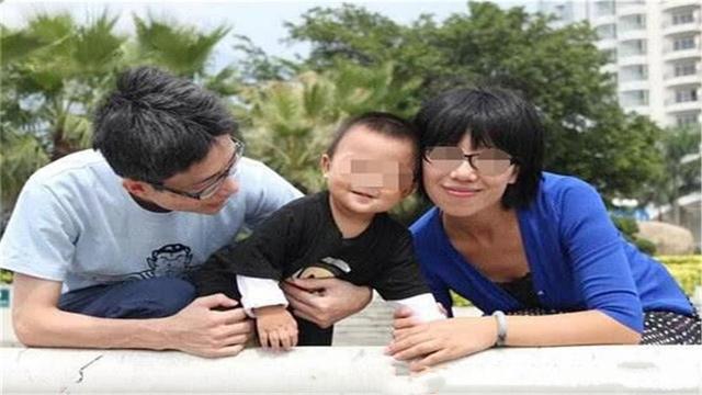 爸爸姓&quot;日&quot;，想让女儿随母姓，爷爷不同意，取名后家人开怀大笑