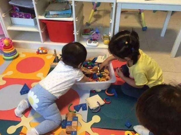 孩子6岁前若有这些行为，说明孩子智商高，别再生气了，看中几条