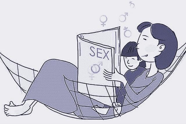 男孩跟妈妈同床14年，出现尴尬情况，妈妈必须“分床”了