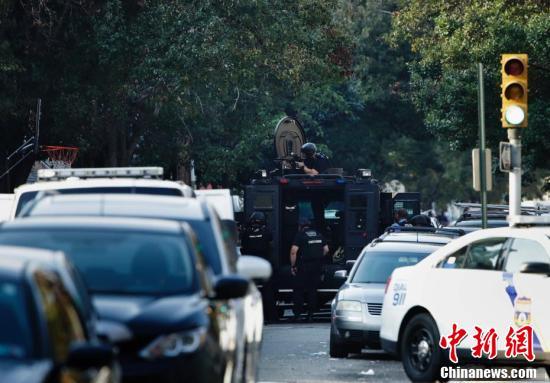 美国费城发生枪击 多名警察中枪