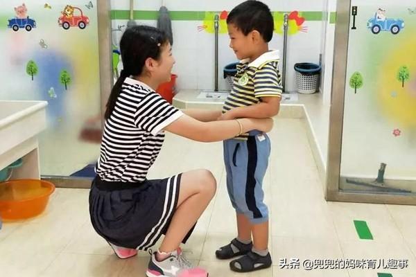幼儿园穿衣服也有讲究？老园长：这些衣物别穿，会给老师添麻烦