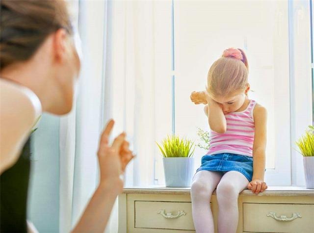 孩子化身“情绪小怪兽”？全脑教养法：整合左右脑，科学有效应对