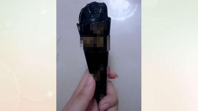 宝宝吃雪糕的视频火了，看到宝宝吃雪糕的画面，网友：还能要