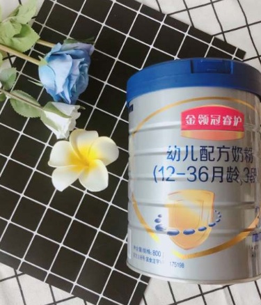 惠氏启赋奶粉怎么样?我选择更适合我家宝喝的奶粉-伊利金领冠奶粉