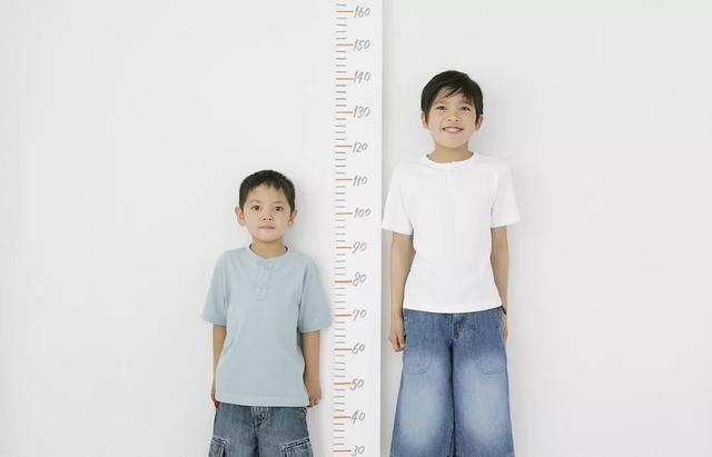 3个信号意味着孩子进入“猛涨期”，错过少长十公分，尤其第一个