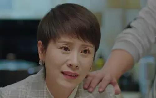 《小欢喜》海清怒吼儿子：“我为什么要生你？”