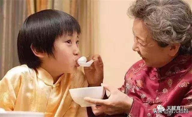 让人头疼的隔代育儿