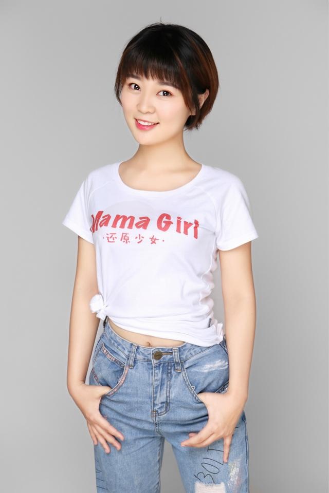 和韩琳一起打卡办公室瑜伽，每天五分钟，职场妈妈全身心放松