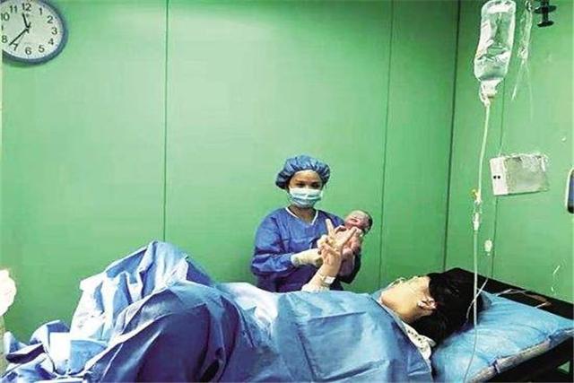 婆婆太过于迷信，坚持让儿媳“午时”生产，结果却“一波三折”？