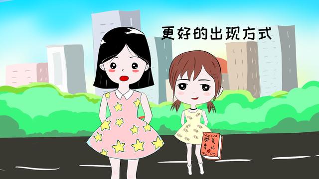 妈妈带孩子出远门，因为太累坐在地上，路人的举动也很暖心