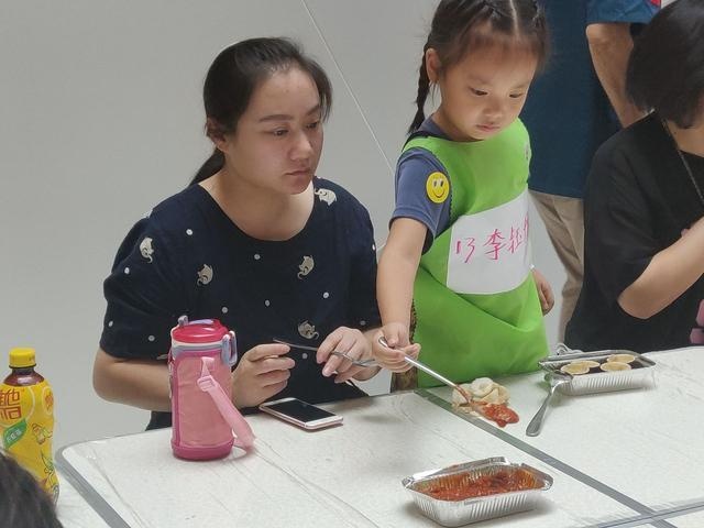 众萌娃争夺“小厨神”！童年时光办烤箱美食DIY