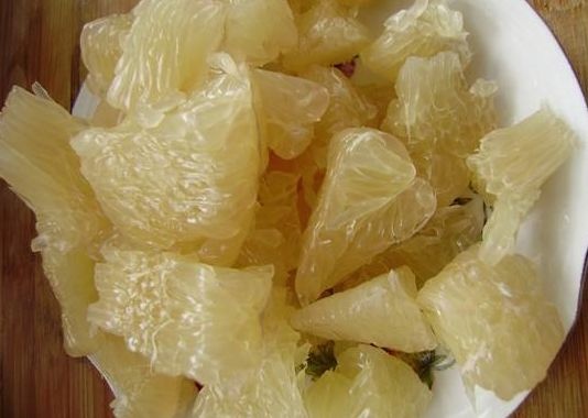 怀孕以后，有3种水果孕妈当零食吃能缓解孕吐，还能帮助宝宝发育
