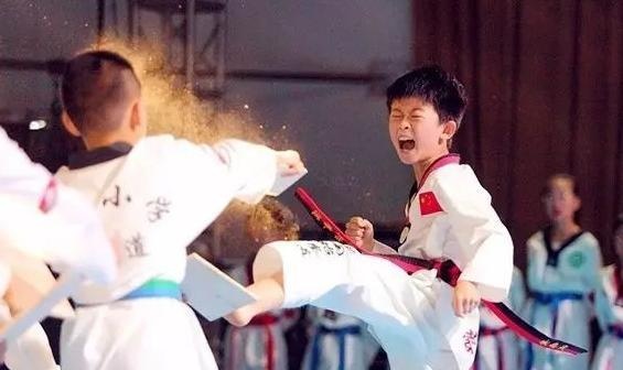 这3种运动，孩子不宜过早接触！对身体发育危害很大，父母别大意