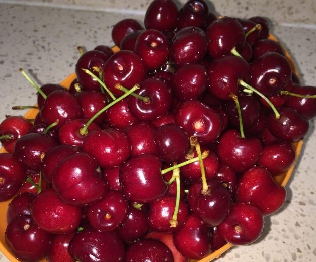 怀孕以后，有3种水果孕妈当零食吃能缓解孕吐，还能帮助宝宝发育