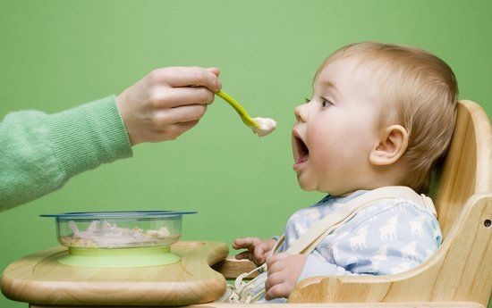 忠告家长：孩子不到2岁，4类辅食不要碰，否者容易积食不长个！