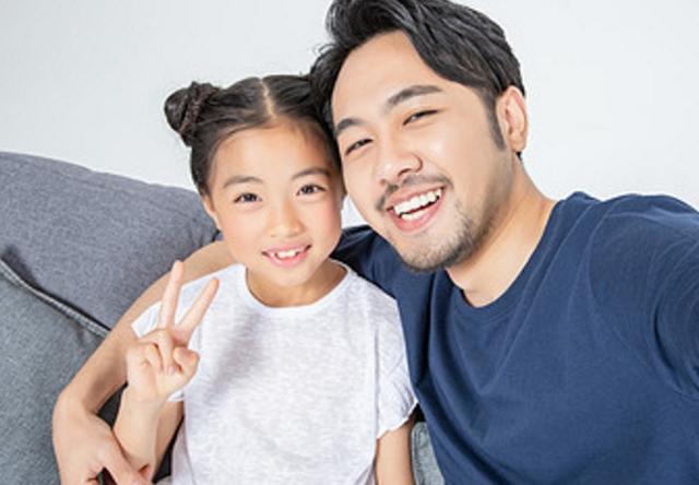 儿大避母，女大不避父？别急着反对！对孩子的“健全”人格有帮助