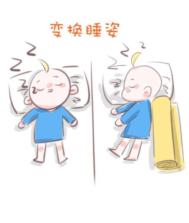 宝宝睡觉爱打滚翻身，终于找到原因了，以后应该这样做