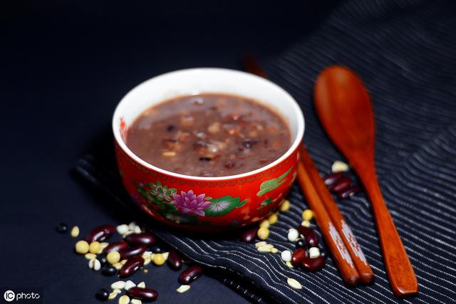 3碗下奶粥，简单下奶不油腻，拒绝长肉