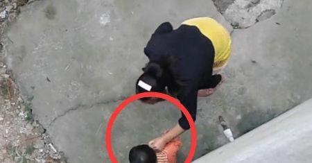 “3岁女宝一走路就喊疼 从孩子脚底取出“它” 医生都懵了！”