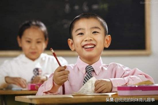 孩子十岁前有这3种表现，家长就偷着乐吧，将来智商低不了