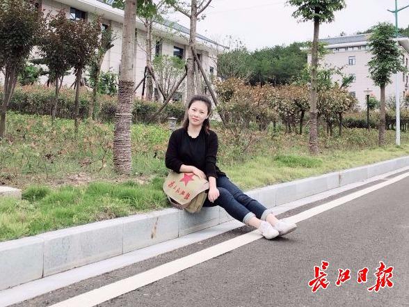 这个幼儿园有个“懒”老师，一开始让孩子们不知所措，后来……
