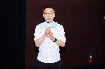 家庭养育与儿童健康主题讲座暨“崔玉涛医生新书发布会在京举行
