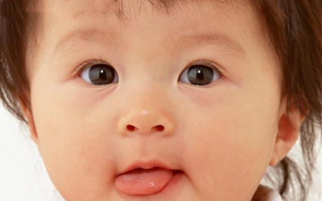 0-3岁是视力发育“黄金期”，3招远离近视眼，宝妈千万别错过！