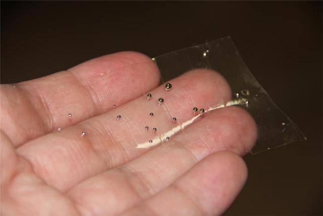 孩子误吞水银，催吐是首选方法？要知道方法不当可导致二次伤害
