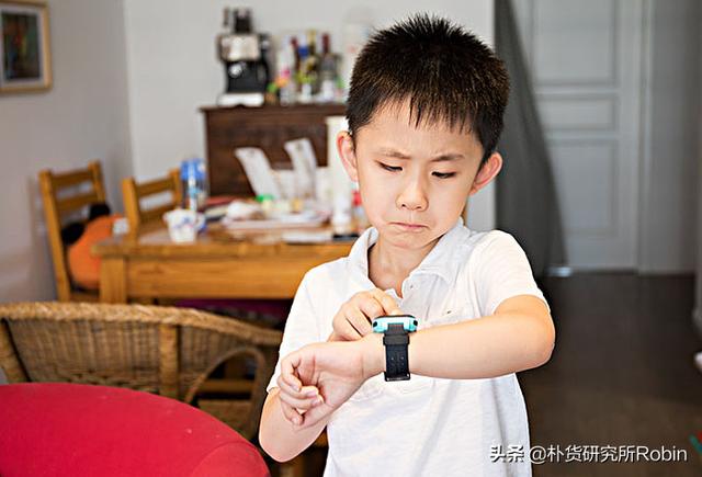 孩子做事情格外的磨蹭拖拉，父母该怎么办？快用这4个小妙招