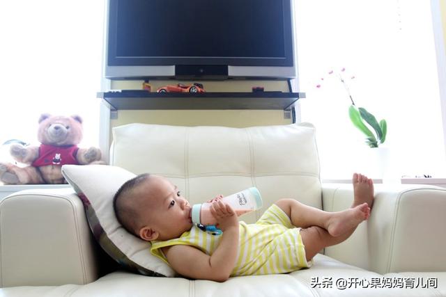 孩子每天喝不喝牛奶，长大后差距有点大，家长：早知道就好了