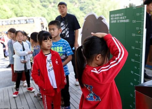女儿喝了半年“毒汤”，直到孩子停止发育都没察觉，家长少犯二