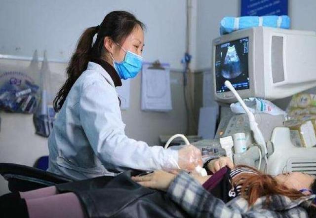 “易孕体质”的女性，一般都有这三个特征，“中奖率”超高好烦恼
