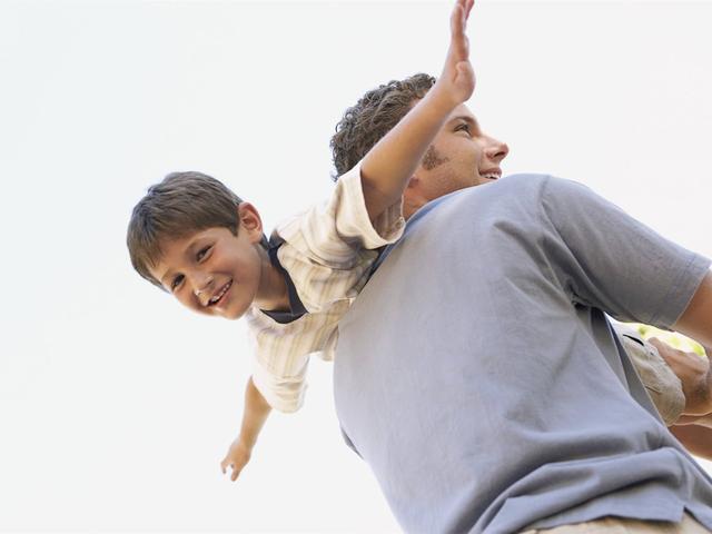 孩子有“自闭倾向”怎么办？或者你用这3种方式，能打开孩子心房