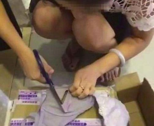 女子身体奇痒难耐，看医无果，一气之下剪烂贴身衣服，才明白真相