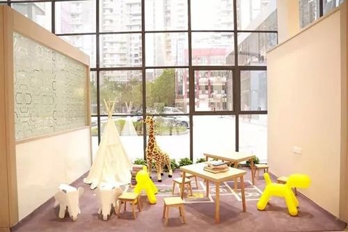 月子中心坐月子 老公可以一起陪住吗？